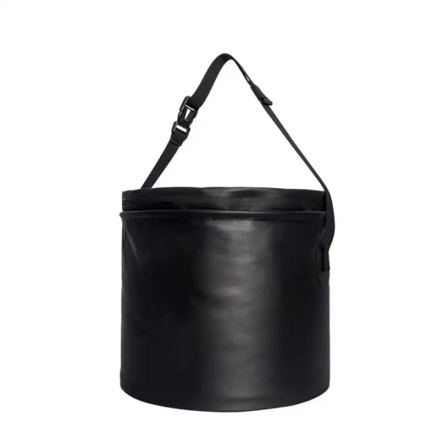 Outdoor multi-function large capacity 20L camping PVC waterproof clutch folding bucket fishing bag customization